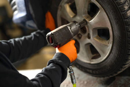 mutterdragare skruvar hjulbultar hos Hedemora Däck & Bilservice